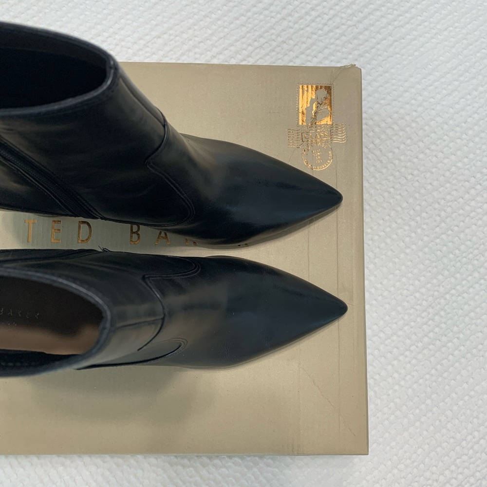 Ted Baker Black Leather Pointed Toe Block Heel Ankle Boots - Picture 7 of 14